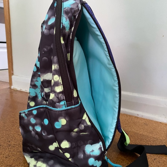 Iviva Backpack - Picture 6 of 10